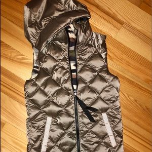 Lululemon down vest NWOT
